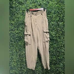 H&M High Waisted Green Cargo Pants